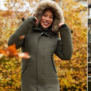 Aritzia “summit” parka jacket!